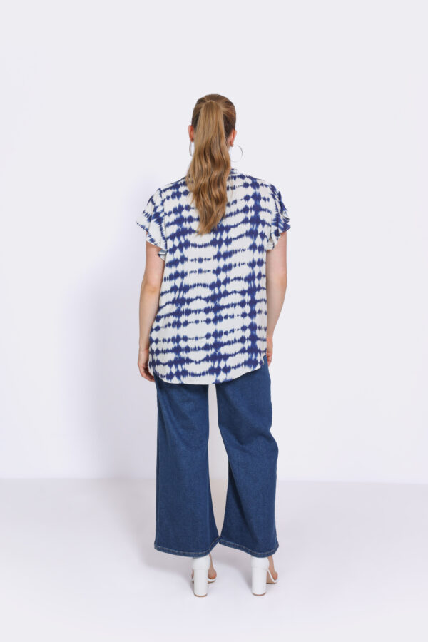 Lekka i stylowa bluzka plus size JMP - obrazek 4