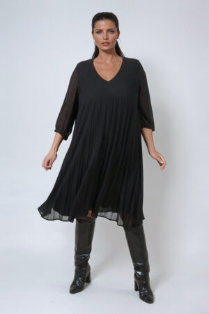 Sukienka plisowana czarna JMP plus size
