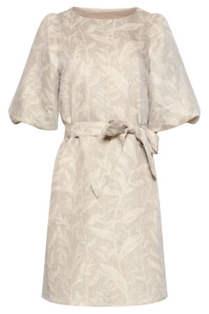 Elegancka sukienka Masai plus size w beżowym odcieniu z lekko połyskującą strukturą