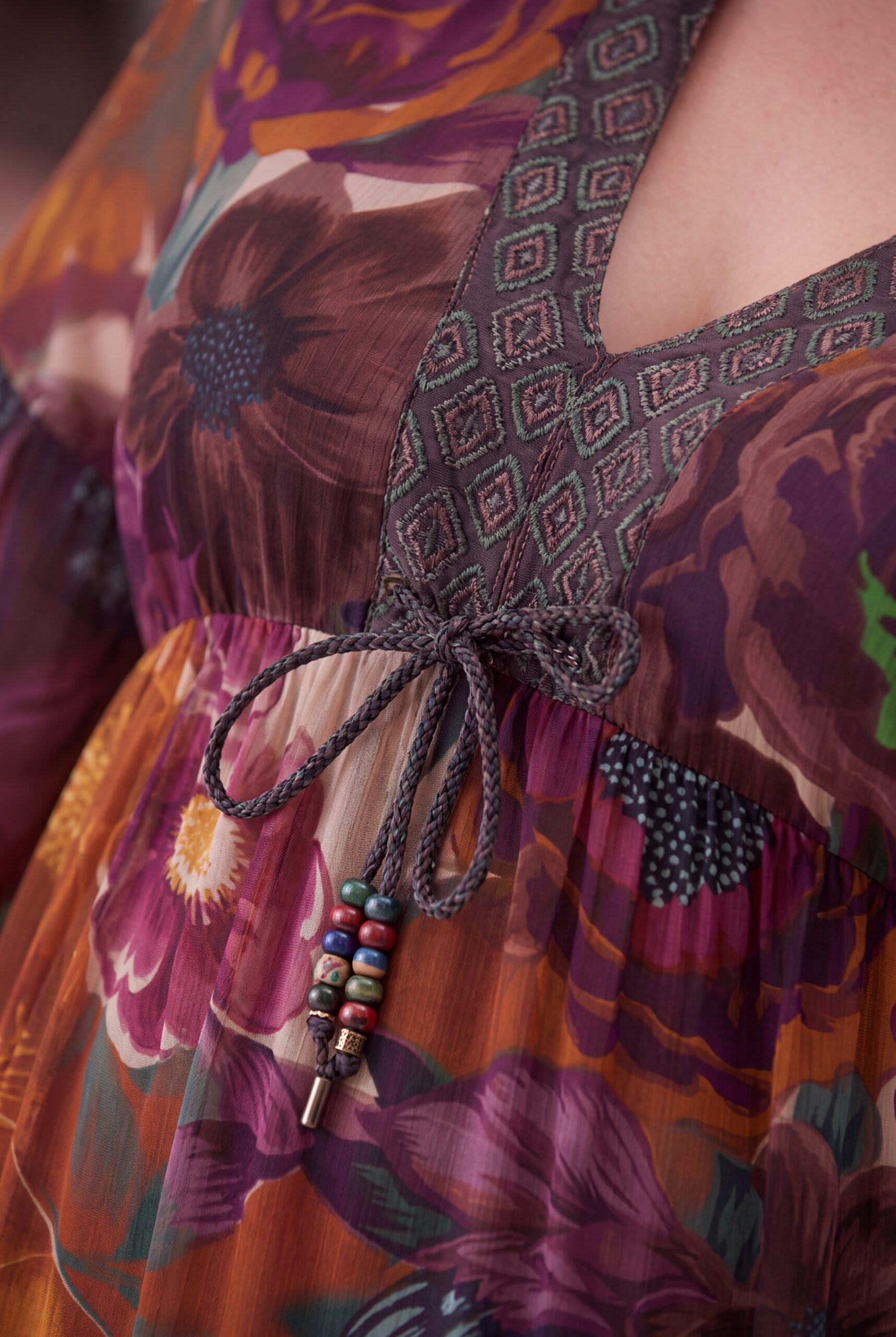 Kwiatowa sukienka maxi JMP Plus Size – boho elegancja - obrazek 5